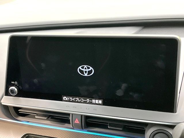 TOYOTA PRIUS 2025