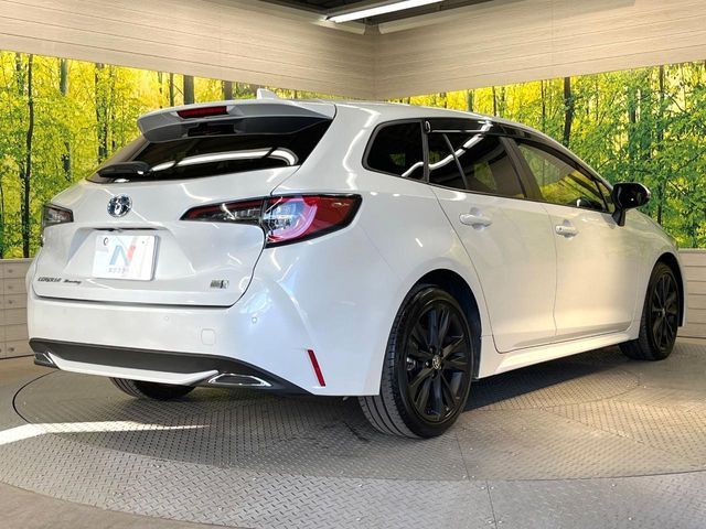 TOYOTA COROLLA TOURING HYBRID 2022