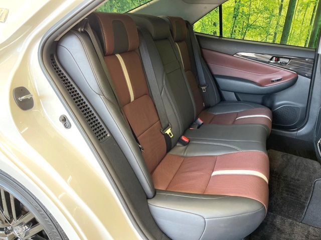 TOYOTA CROWN sedan hybrid 2014