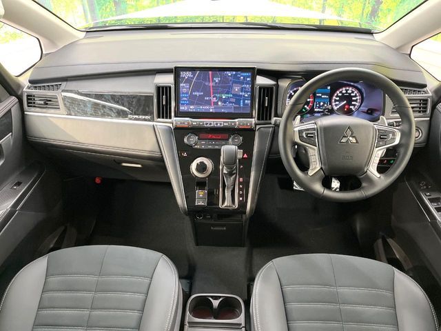 MITSUBISHI DELICA D:5 4WD 2025