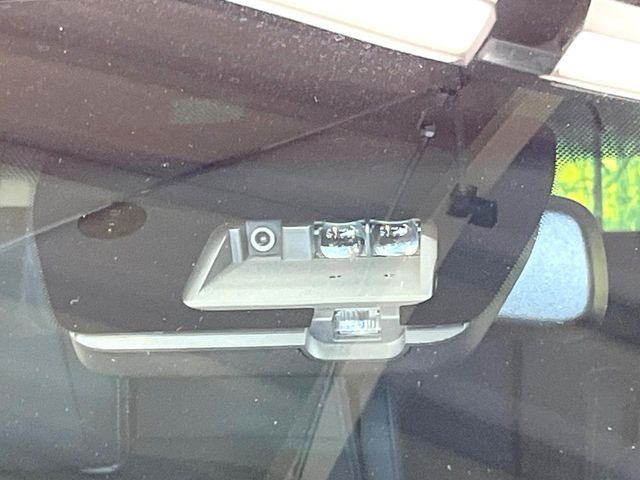 MITSUBISHI DELICA D:5 4WD 2025