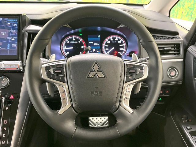 MITSUBISHI DELICA D:5 4WD 2025