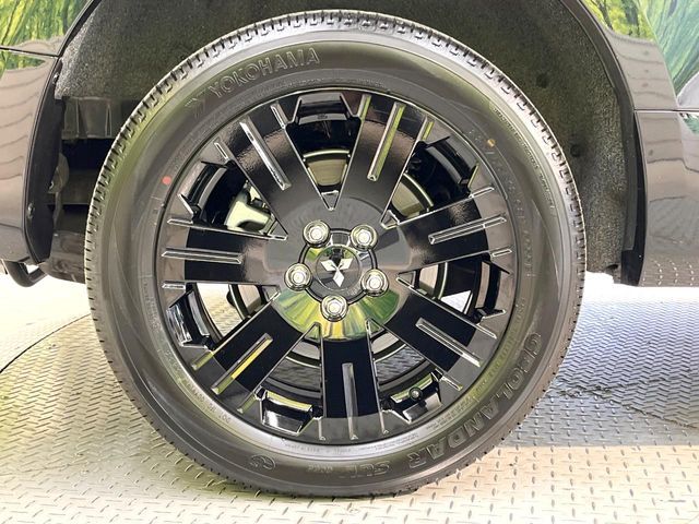 MITSUBISHI DELICA D:5 4WD 2025