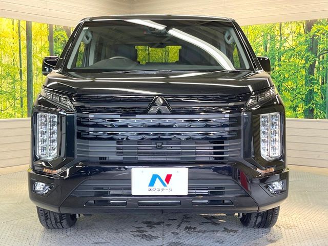 MITSUBISHI DELICA D:5 4WD 2025