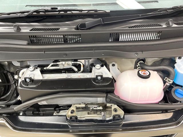 TOYOTA HIACE van 2WD 2025