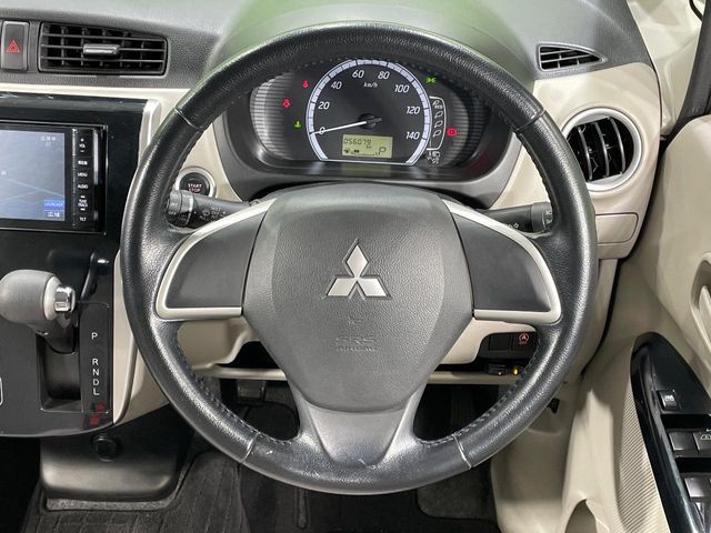 MITSUBISHI eK WAGON 2013