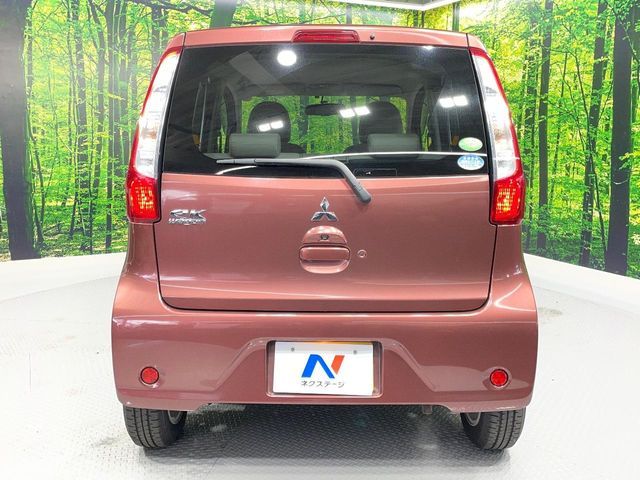 MITSUBISHI eK WAGON 2013