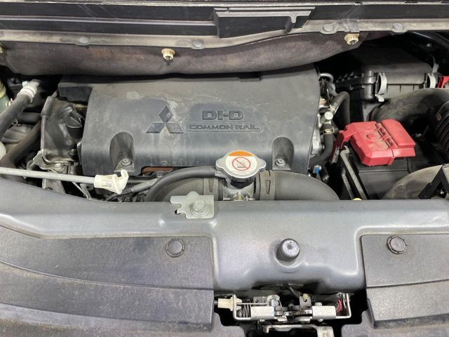 MITSUBISHI DELICA D:5 4WD 2019