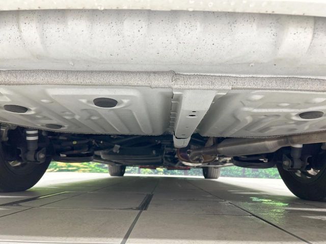 TOYOTA NOAH HYBRID 2021