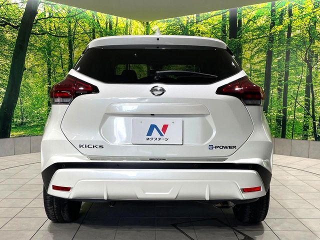 NISSAN KICKS 2020