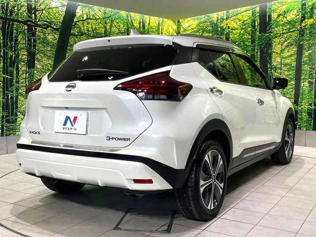 NISSAN KICKS 2020