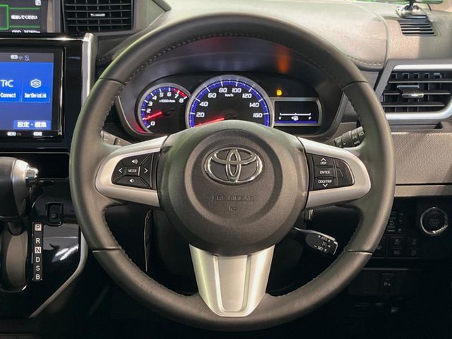 TOYOTA ROOMY 2019