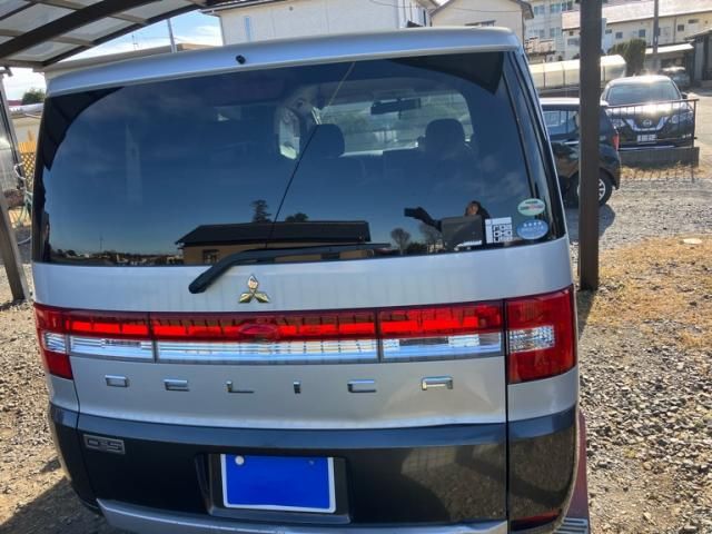 MITSUBISHI DELICA D:5 4WD 2007