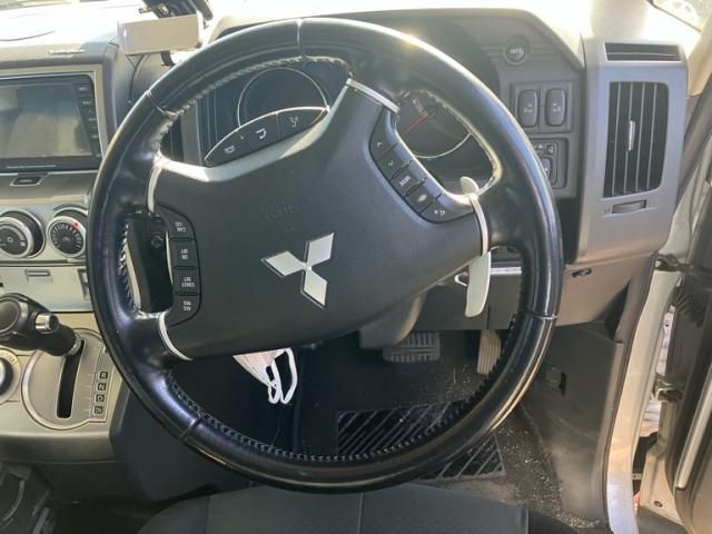 MITSUBISHI DELICA D:5 4WD 2007