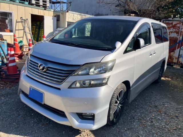 TOYOTA VELLFIRE 2010