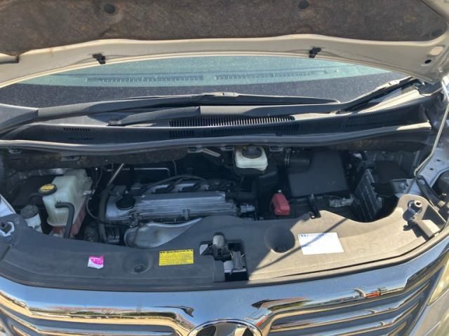 TOYOTA VELLFIRE 2010