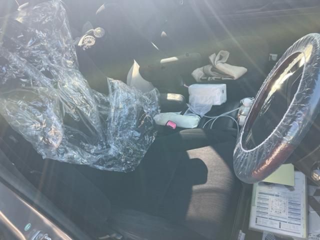 TOYOTA VELLFIRE 2010