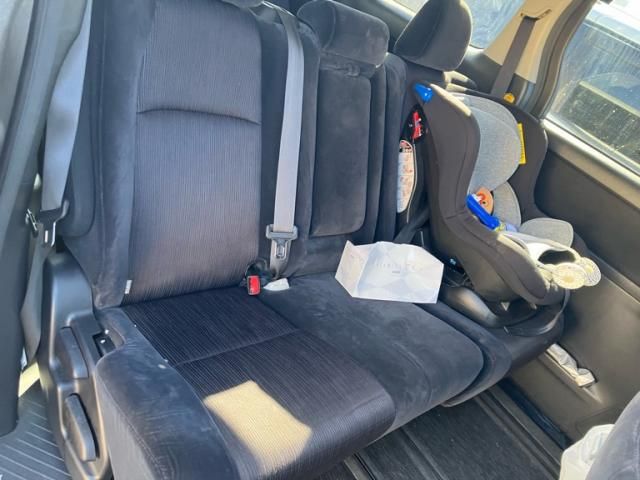 TOYOTA VELLFIRE 2010