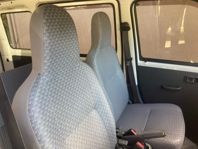 DAIHATSU HIJET CARGO 4WD 2015