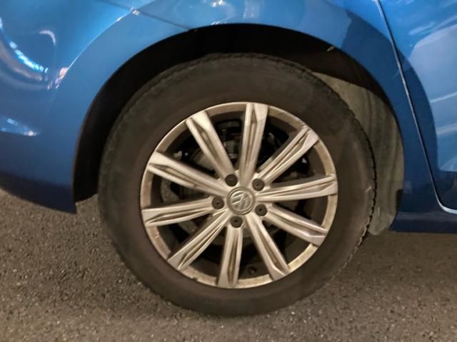 VOLKSWAGEN VOLKSWAGEN GOLF TOURAN 2017