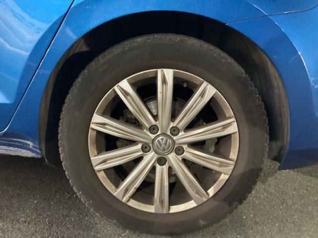 VOLKSWAGEN VOLKSWAGEN GOLF TOURAN 2017