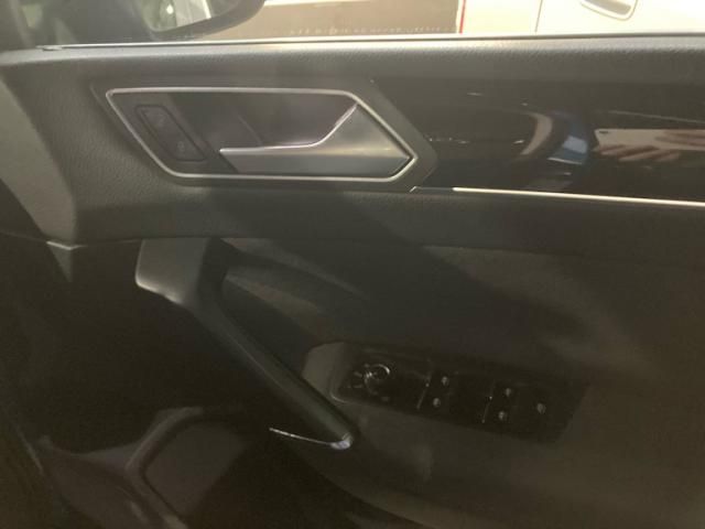 VOLKSWAGEN VOLKSWAGEN GOLF TOURAN 2017