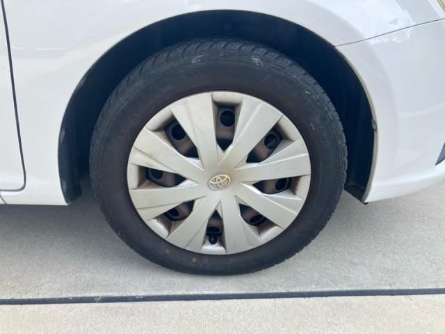 TOYOTA COROLLA FIELDER 2013