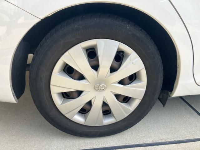 TOYOTA COROLLA FIELDER 2013