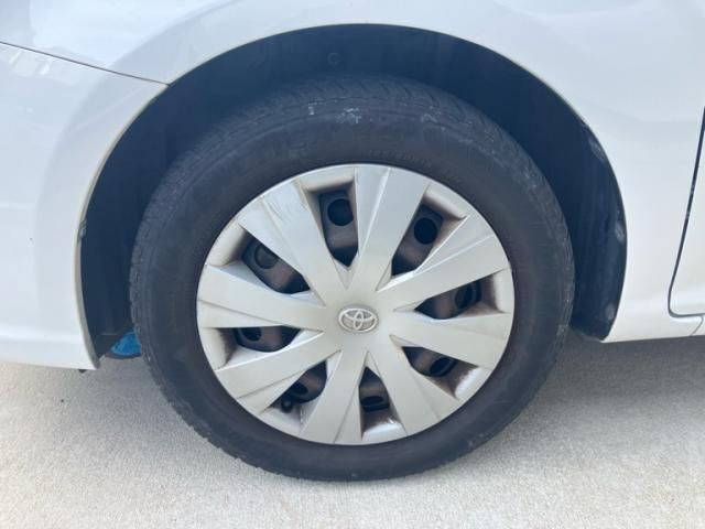 TOYOTA COROLLA FIELDER 2013