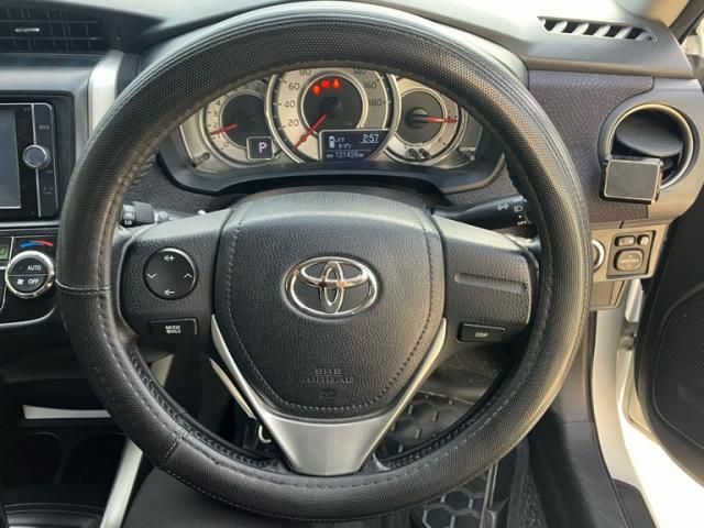 TOYOTA COROLLA FIELDER 2013