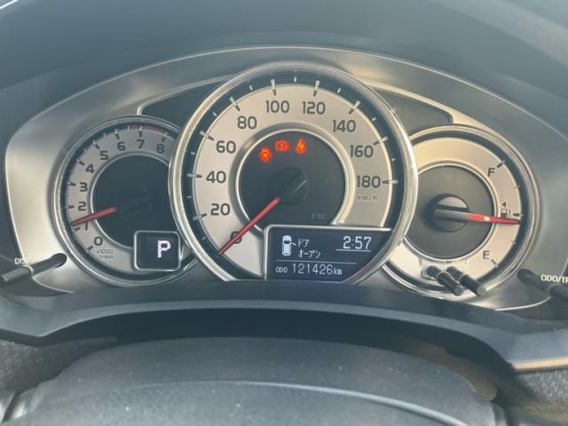 TOYOTA COROLLA FIELDER 2013