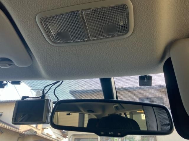 TOYOTA COROLLA FIELDER 2013