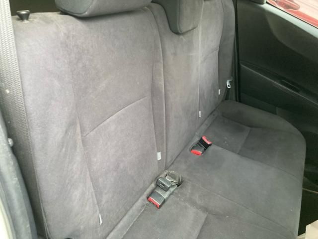 TOYOTA VITZ  4WD 2013