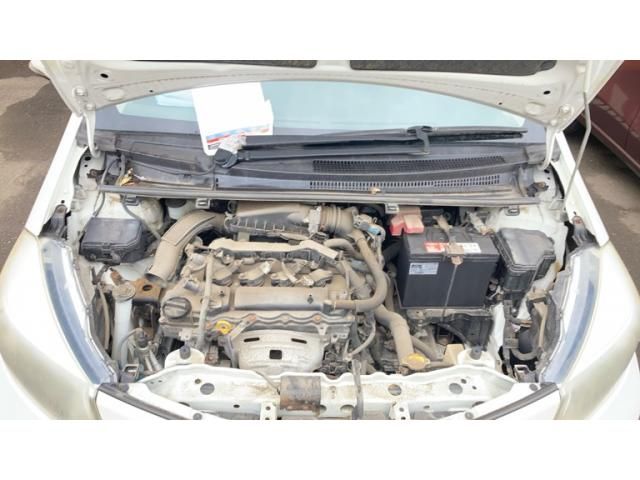 TOYOTA VITZ  4WD 2013