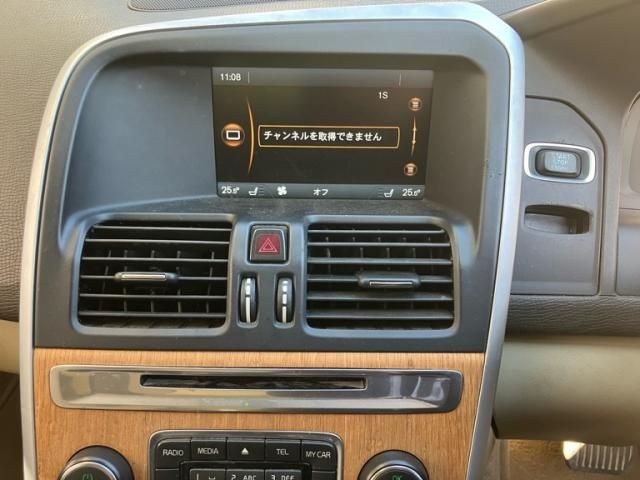 VOLVO VOLVO XC60 2011