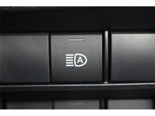 TOYOTA VOXY HYBRID 2025