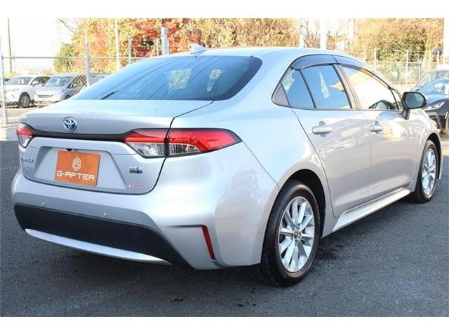 TOYOTA COROLLA sedan HYBRID 2019