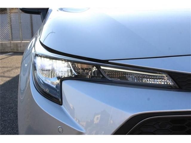 TOYOTA COROLLA sedan HYBRID 2019