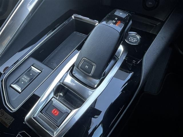 PEUGEOT PEUGEOT 5008 2022