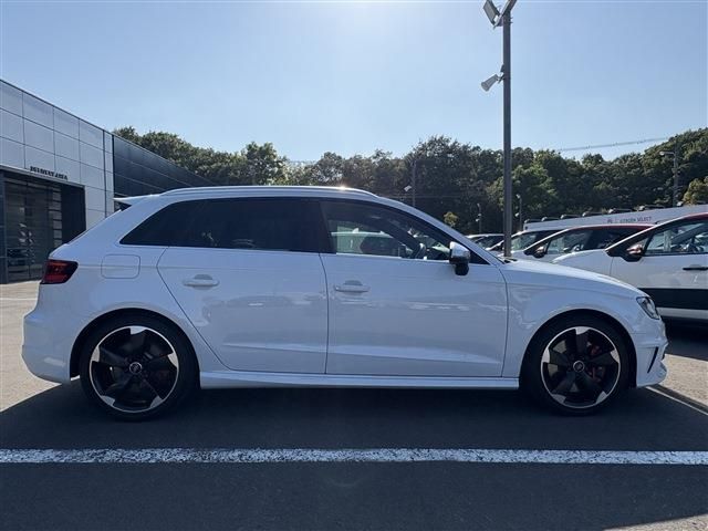 AUDI AUDI S3 SPORTBACK 2016