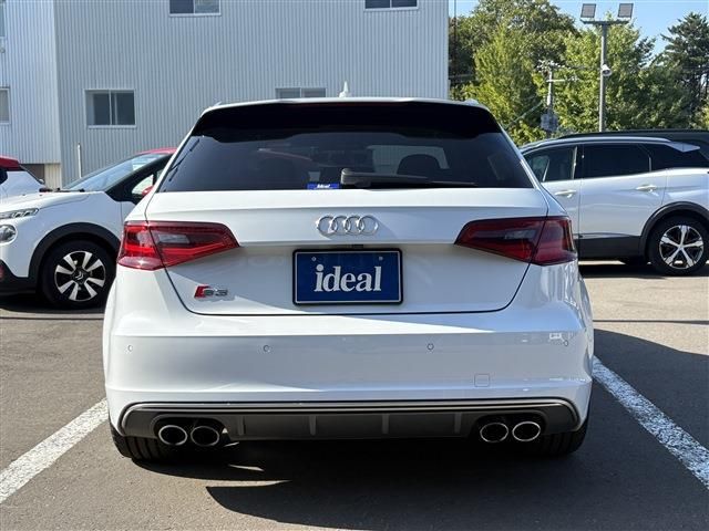 AUDI AUDI S3 SPORTBACK 2016