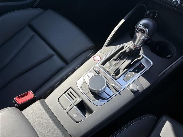 AUDI AUDI S3 SPORTBACK 2016