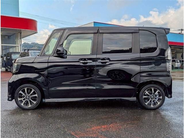 HONDA N BOX CUSTOM 2019