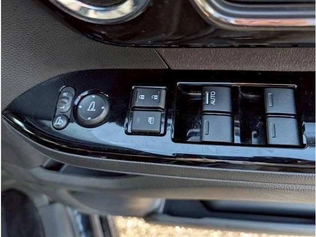 HONDA N BOX CUSTOM 2019