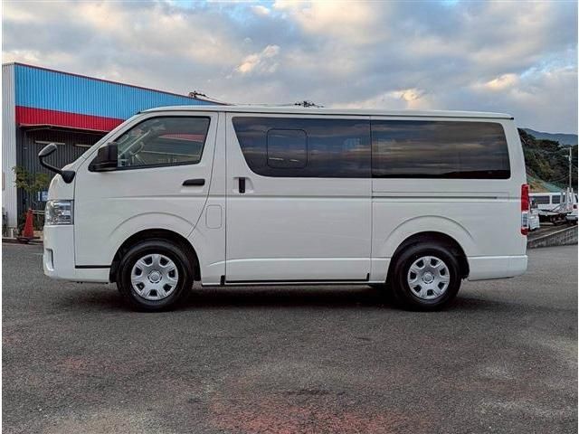 MAZDA BONGO BRAWNY VAN 2025