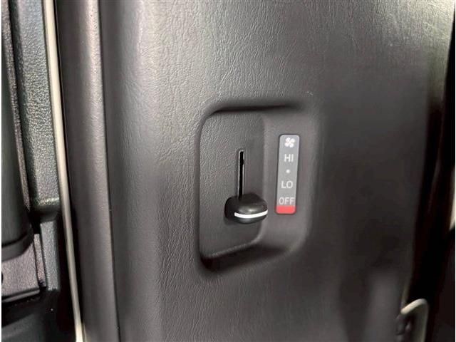 MAZDA BONGO BRAWNY VAN 2025