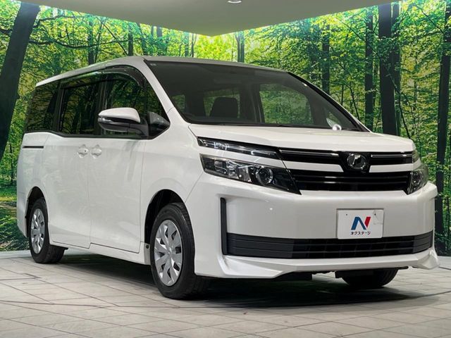 TOYOTA VOXY 2016