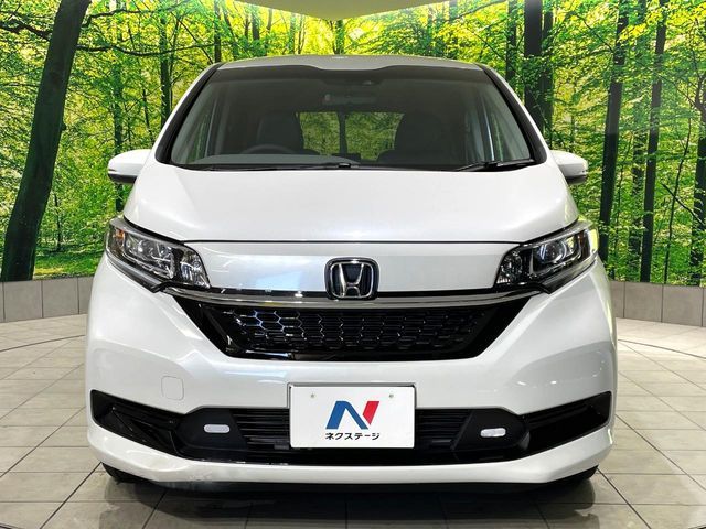 HONDA FREED plus HYBRID 2024
