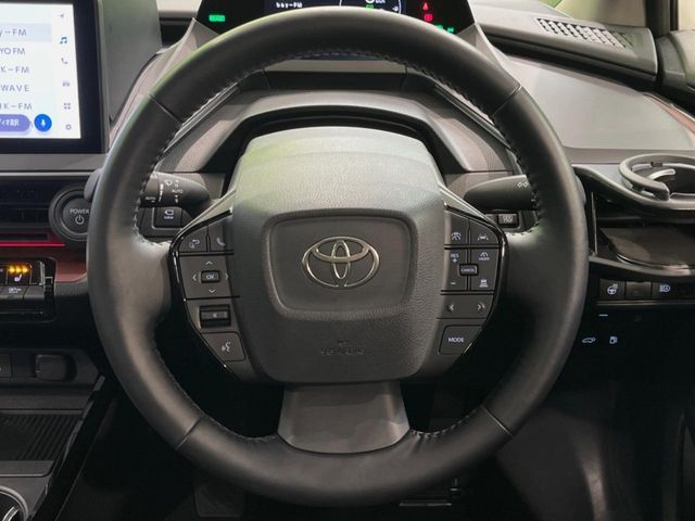 TOYOTA PRIUS 2025