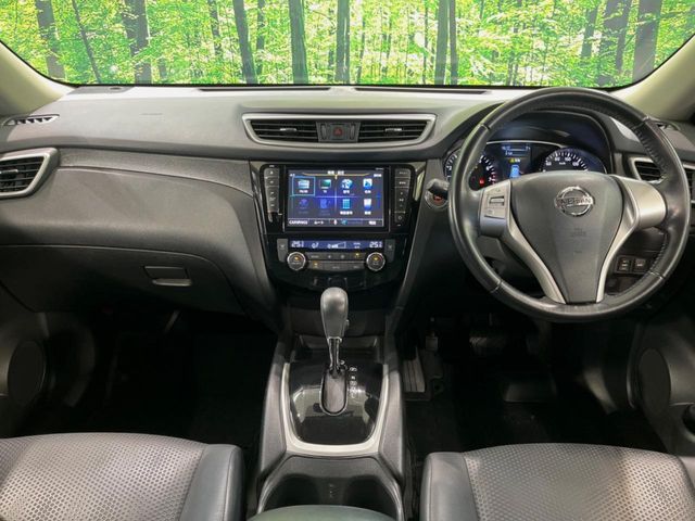 NISSAN X-TRAIL 2WD 2015